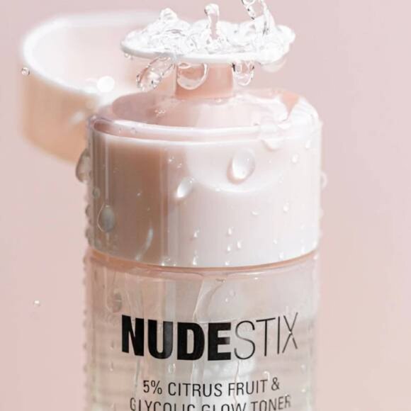 Nudestix 5% Citrus Fruit & Glycolic Glow Toner - Picture 3 of 5
